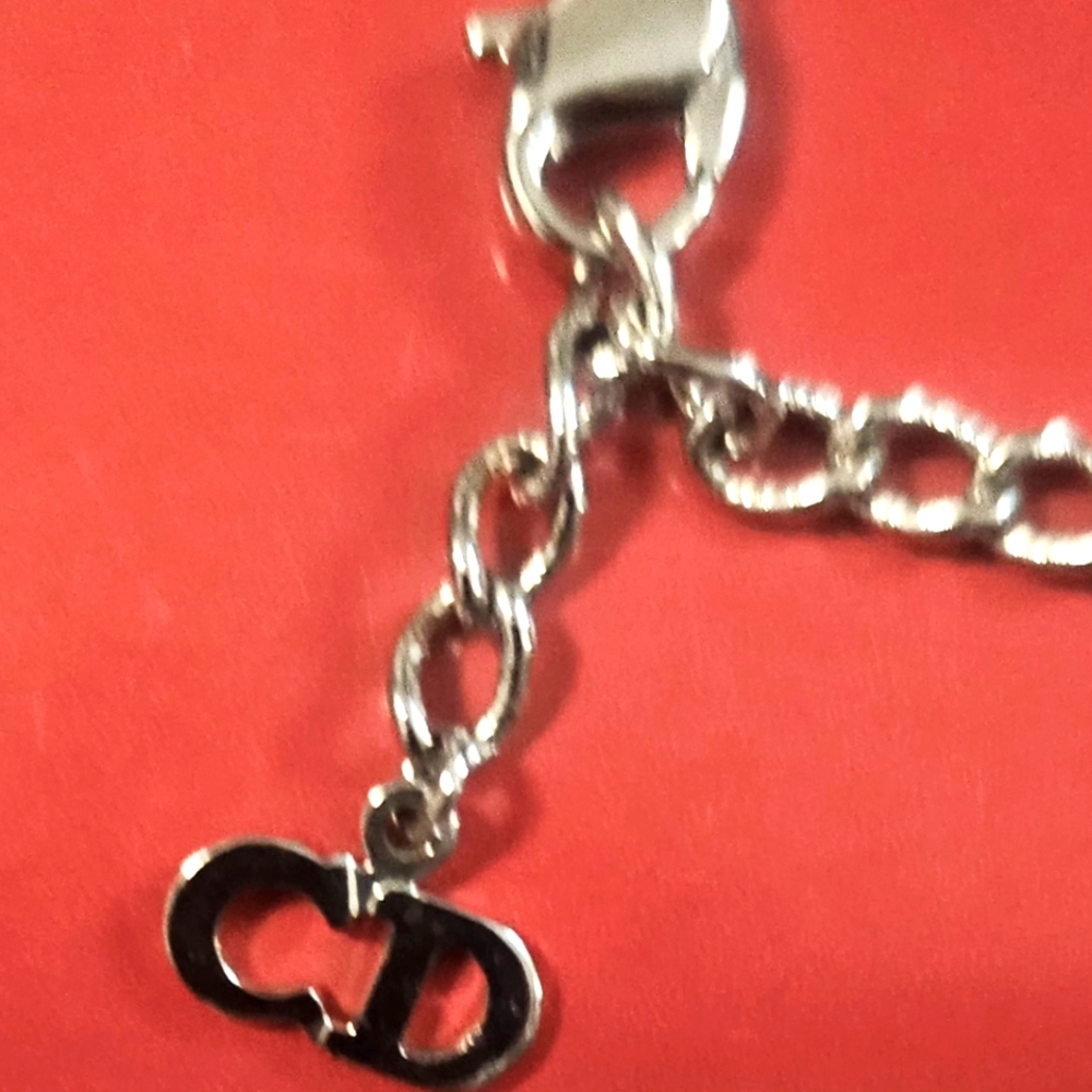 DIOR HANGING "CD" SILVER NECKLACE - Picture 4 of 5